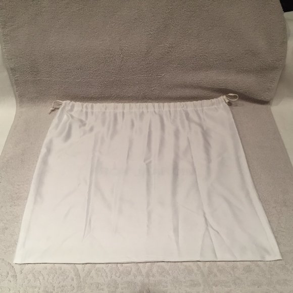 EUC Michael Kors Dust Cover for Purse, 16" x 15" - Picture 4 of 4